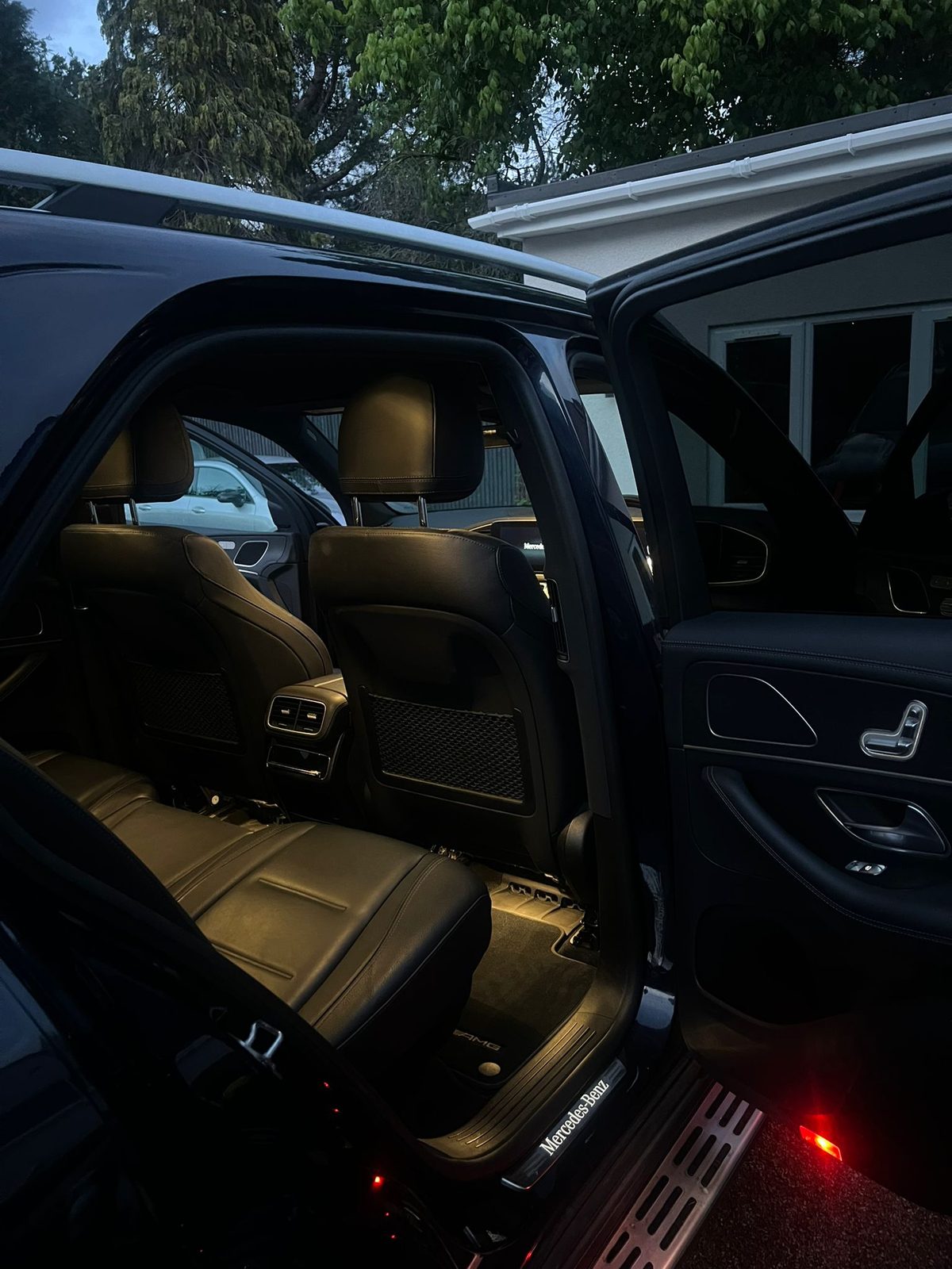 Mercedes GLE 300d rear quarter panel detail